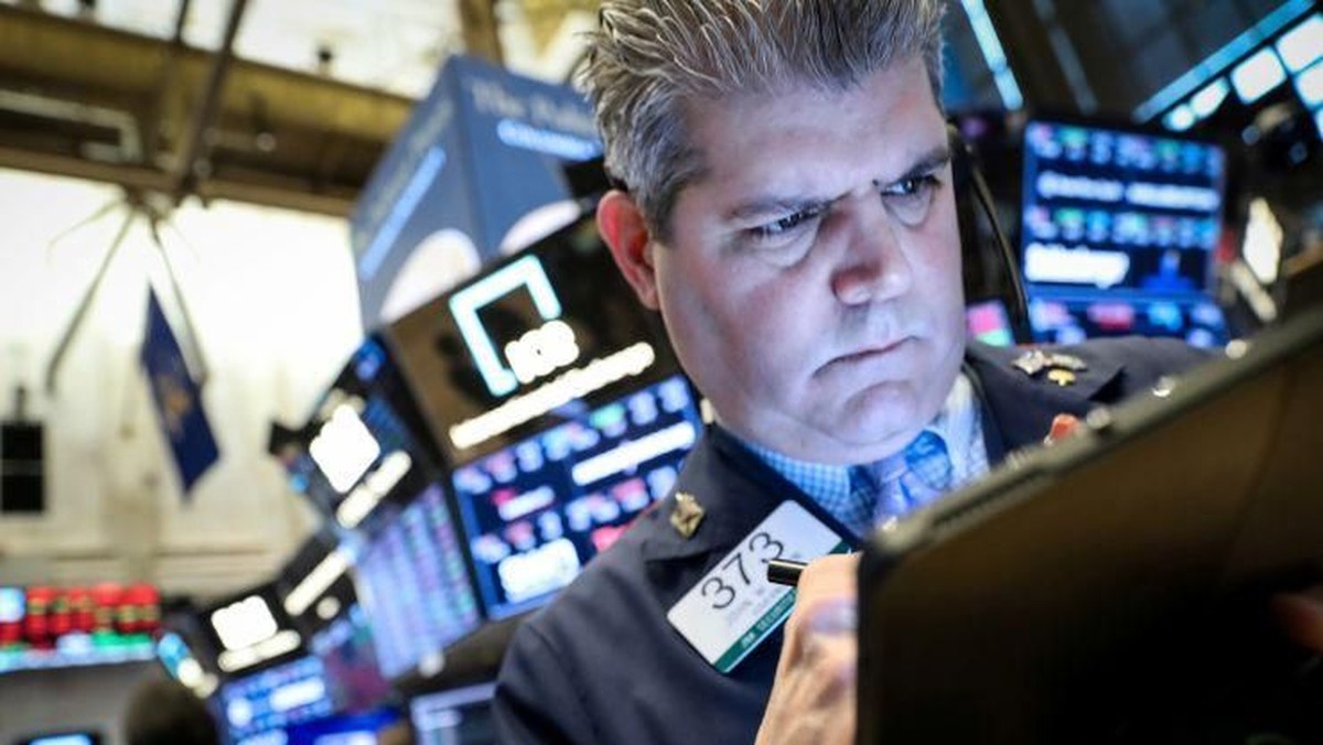 Data Penting AS Kembali Turun, Wall Street Kembali Berpesta